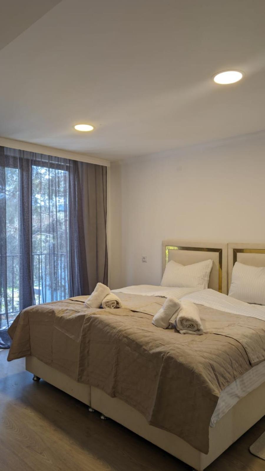 Shara Hotel Mestia Eksteriør billede